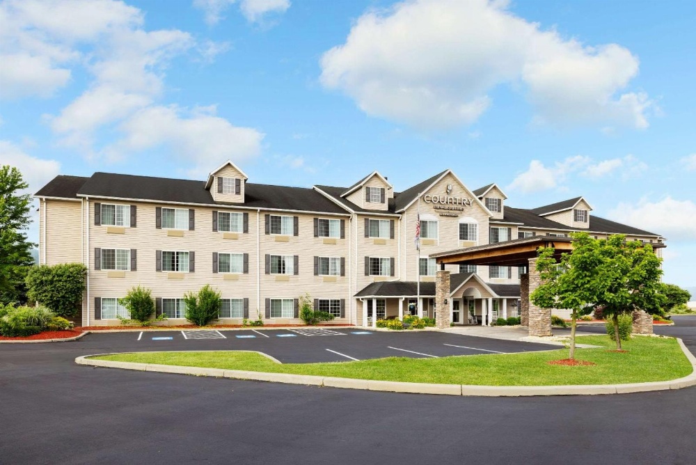 Country Inn & Suites by Radisson, Big Flats (Elmira), NY Main image
